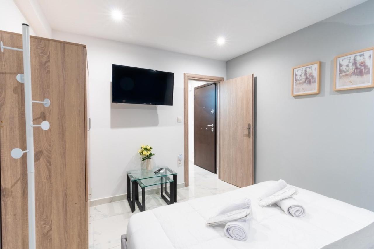 Aiolos Plateia Apartment Nea Smyrni Афины Экстерьер фото